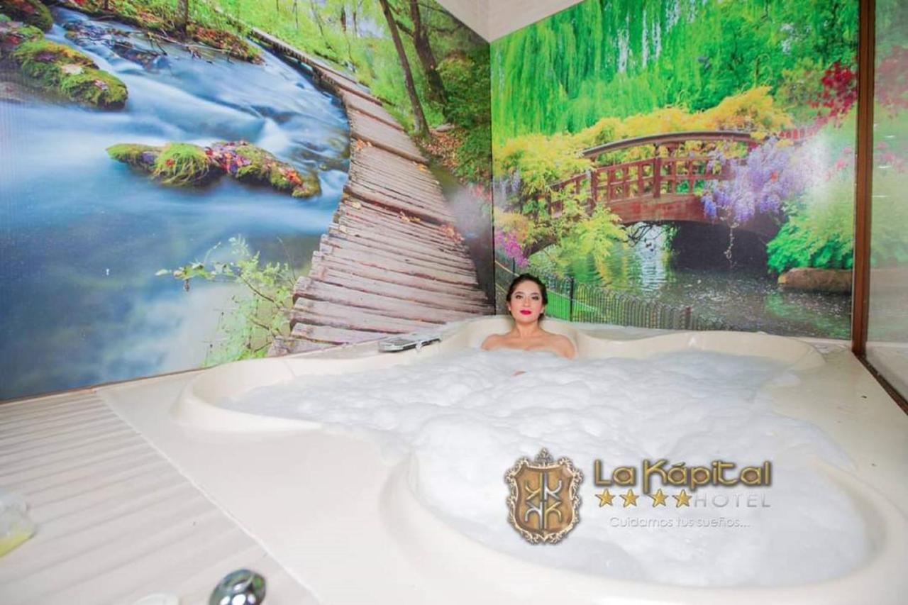 La Kapital Hotel Ambato Esterno foto