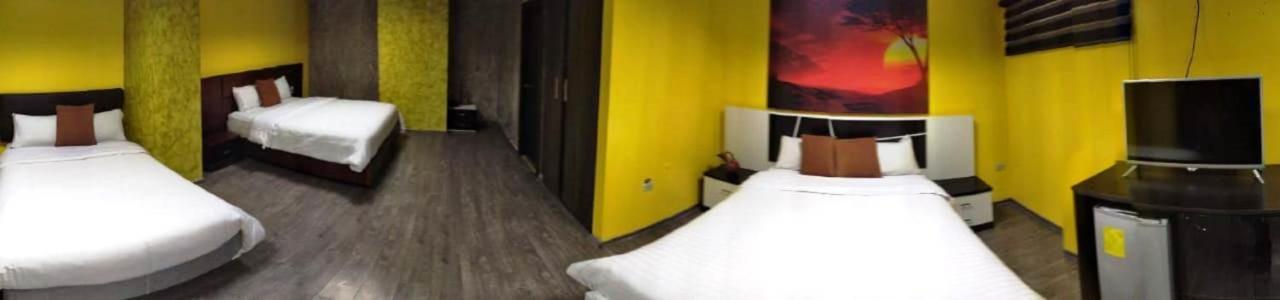 La Kapital Hotel Ambato Esterno foto